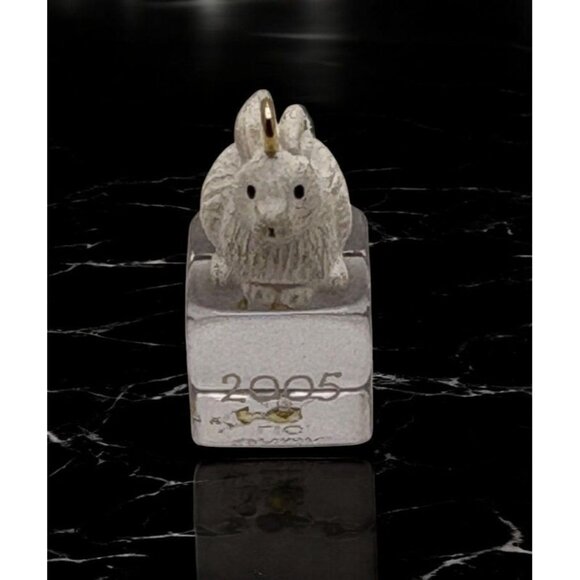 Hallmark Keepsake Rabbit Christmas Tree Ornament Ice Block Buddies 2005 Mini - Picture 1 of 7